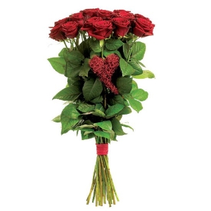 Roses rouges avec cœur